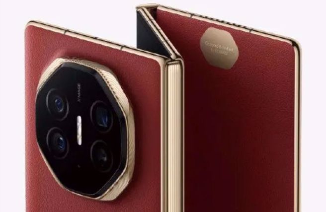 華為首款三摺手機Mate XT最便宜版本約2萬人民幣。（圖／摘自華為官網）