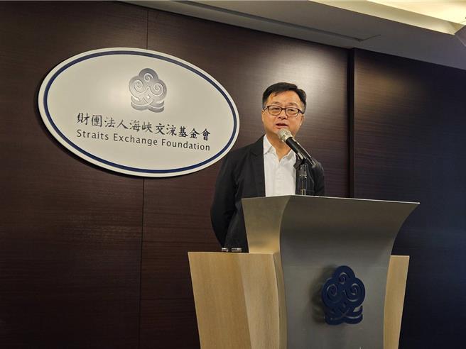 海基会秘书长罗文嘉20日主持背景说明会。（陈冠宇摄）