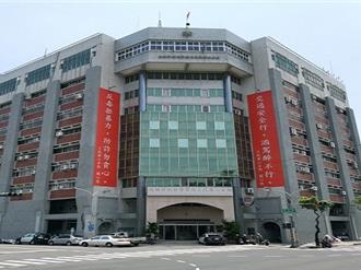 KTV旁尿尿被女員工糾正爆口角　3男「見笑轉生氣」追打正義哥