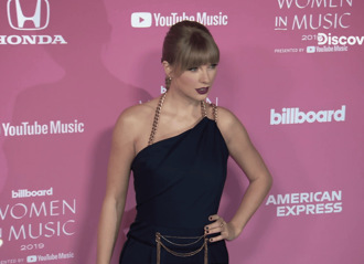 泰勒丝被老东家暗算「创作心血落他人之手」 竟遭质疑装无辜