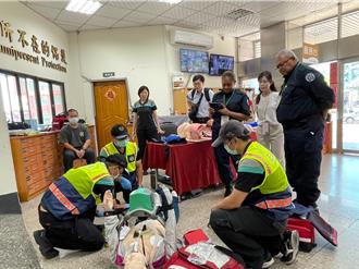 斐濟消防署長來台取經 彰化分享到院前緊急救護經驗