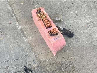 台中廢棄沙發驚見142發子彈 環保局報警處理