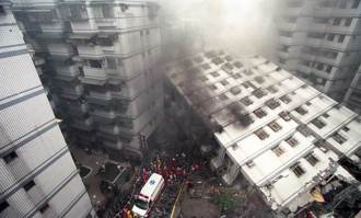 921惡夢25年了 地震當下老三台震撼畫面曝光 主播超緊張