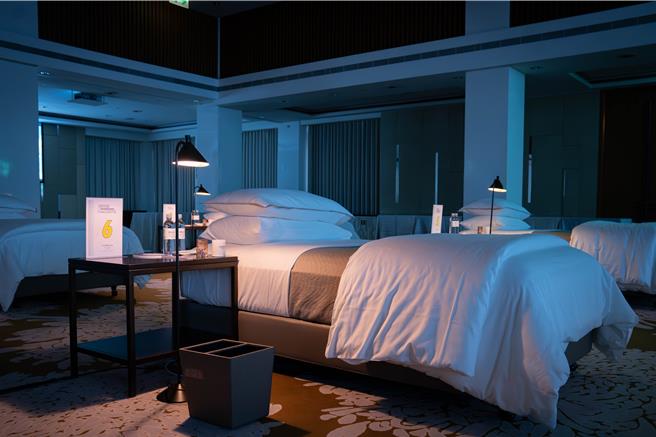 首屆「天夢之床 24小時不睡覺挑戰賽」，邀請12名賽者沉浸式體驗酒店紓眠環境，挑戰成功者能獲得價值近5萬元的豪華客房住宿體驗。（圖／桃園大溪笠復威斯汀度假酒店）