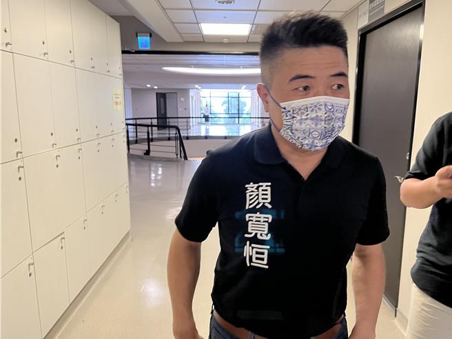 立委顏寬恒21日則批，司法應傾聽被害者家屬心聲，而非大法官們關上門、紙上談兵就能解決。（張妍溱攝）