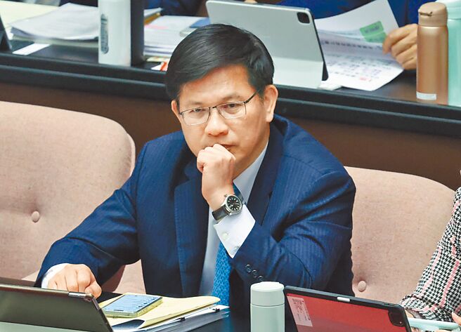 針對黎巴嫩呼叫器爆炸事件，外交部長林佳龍20日在立法院表示，已通電外館加強安全，並強調台灣出口的呼叫器沒有爆炸的問題。（姚志平攝）