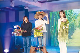 南投 茭点女神选拔 县长、立委登台走秀