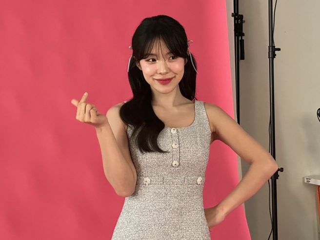 李多慧勉励球迷们，成绩不理想也没关系，她都会尽全力为球队加油。（图／中时新闻网摄）