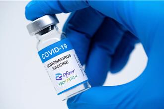 指揮中心反對「心電圖測BNT心肌炎」？疾管署：純屬誤解