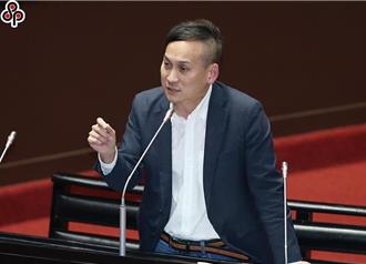 全社会防卫韧性委员会黑熊学院占2席 叶元之：黑熊培训营？