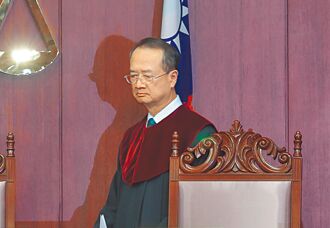 蓝喊话绿 别躲大法官保护伞下