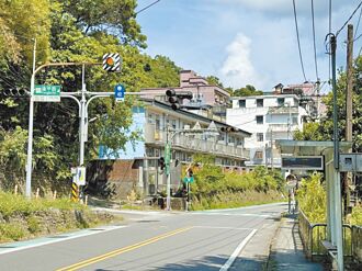 瑞芳号志箱脱落近月未修惹怨