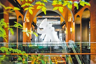 百貨強打周慶 周周抽i16