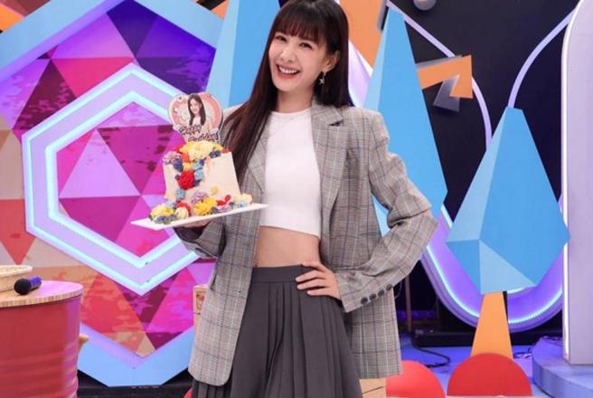 安心亚日前欢度她的39岁生日，收到满满的祝福。（图／中天提供）