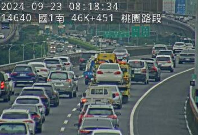 现场画面。（图 / 截自高速公路1968）