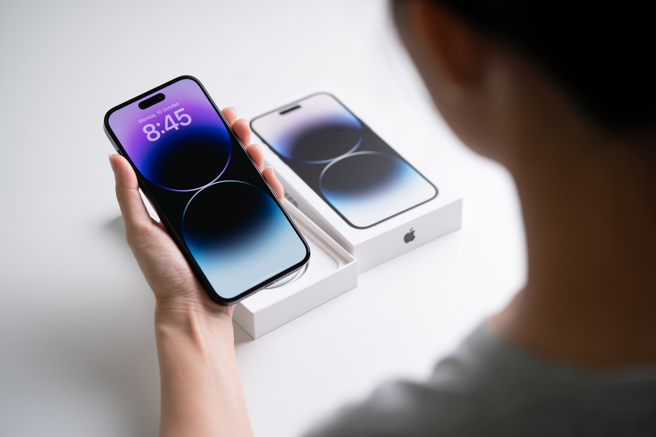 许多果粉纷纷直言Siri功能变得有重听。（示意图：shutterstock／达志）