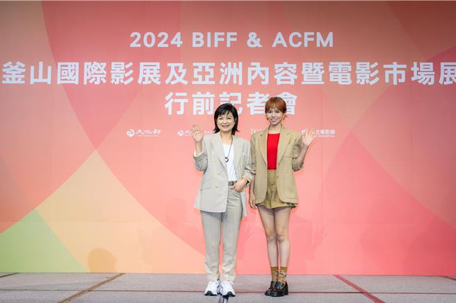 由夏于乔（右）与杨贵媚主演的《小雁与吴爱丽》，入选釜山影展「智奭竞赛单元」。（北影提供）