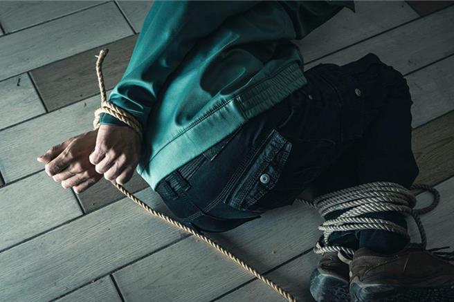 大陆两名医疗器械公司高管6月赴菲律宾出差时遭绑架并撕票，据陆媒报导，其中一名台籍嫌犯「李娜」22日已于南韩首尔落网。（示意图：Shutterstock／达志）