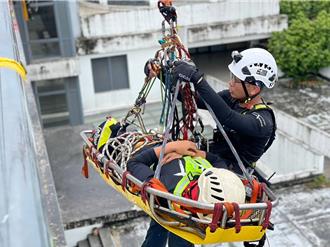 首屆 Grimp Taiwan 繩索救助賽日本奪冠 高雄消防局獲第 3 名