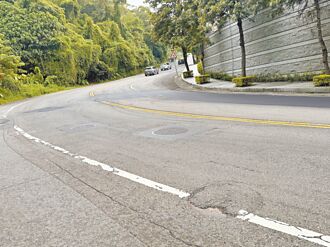 路從來沒有平過 安坑人炸鍋