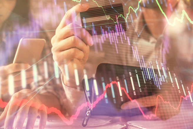 降息推升美股上漲，但後市仍有隱憂。（圖／shutterstock達志）