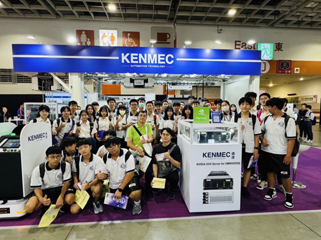 参加此次活动的学生不只有AI专班的学生，也让IBDP(国际文凭)、IBCP(生涯发展路向)、外籍交换生一起共襄盛举。(照片/臺北市立中正高中提供)