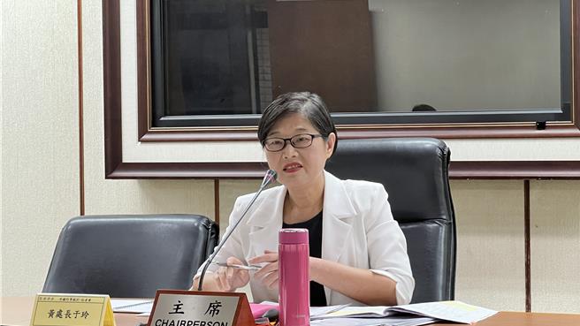 經濟部統計處24日公布8月外銷訂單，處長黃于玲預期第4季將比第3季旺，但仍需密切注意3不確定性因素。（圖／柳名耕攝）