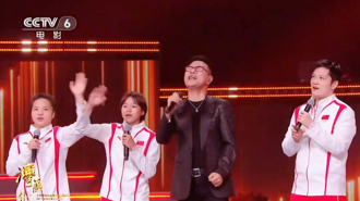 全紅嬋晚會獻唱！跑調走音蓋群星　為「1原因」努力大聲唱