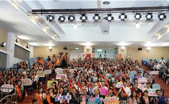 澎湖教師節表揚 縣長陳光復感謝教師無私奉獻