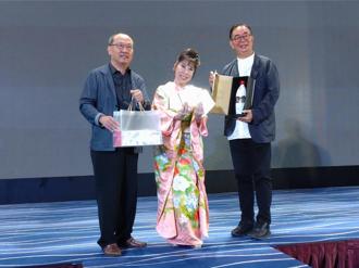 日本演歌國寶鳥羽一郎、原田悠里  12／22台中公益獻唱