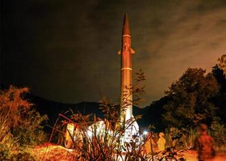 大陸火箭軍向東試射洲際飛彈 前空軍副司令爆玄機