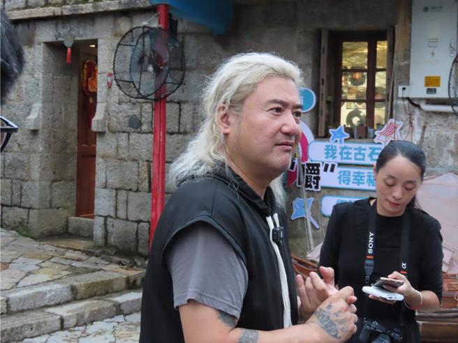 曾在1994年荣获金曲奖最佳新人奖的陈柏菁，2018年只身来到福建追寻他的乡村文创梦想。（朱绍圣摄）