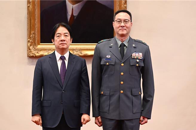 赖清德总统25日主持将官晋任授阶典礼(总统府提供)