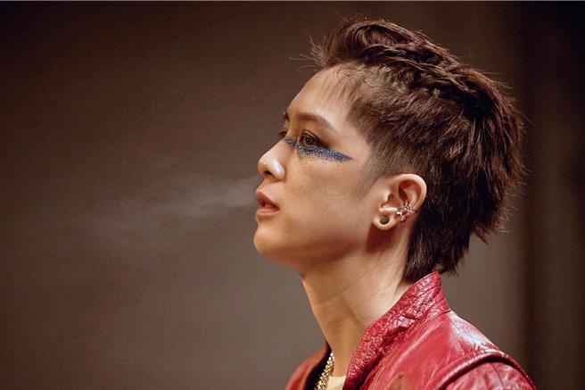 刘奕儿在《女儿的女儿》剃短髮演出，期待国际影展看到自己的突破。（东昊影业提供）