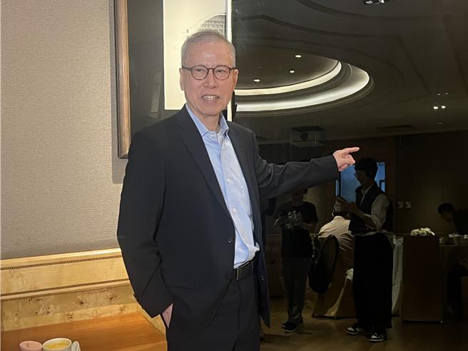 看好虚拟电厂趋势，联合再生能源董事长洪传献宣布公司跨足新版图，将进军表后储能市场，示范场明年完成。(王玉树摄)