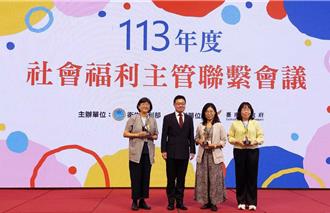 高雄市社會局婦女館二連霸 榮獲全國標竿婦女中心婦蘊獎