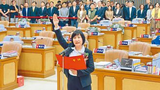 新北 石一佑就職議員 關注中介少年