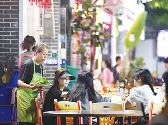 陸快餐齊推9.9元套餐 專家憂陷價格戰