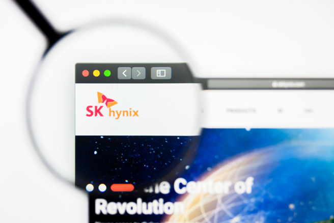 SK海力士开始量产HBM3E，股价飙涨8.4%。（示意图/达志影像/shutterstock）
