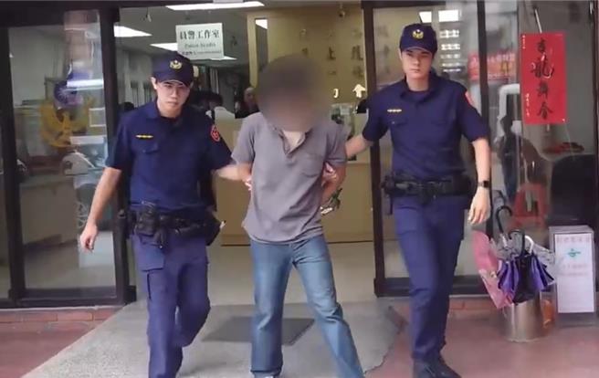 警方解送歐陽姓毒品通緝犯歸案。（新店警分局提供）