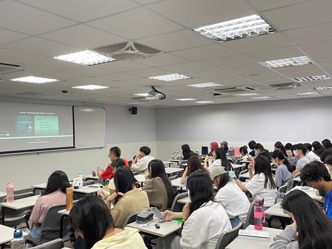 「2024第十六屆海峽兩岸電視主持新秀會」旨在培養和發掘傑出的年輕ㄧ輩的主持人人才，為廣播電視傳媒行業注入新鮮血液。(攝/李品臻)