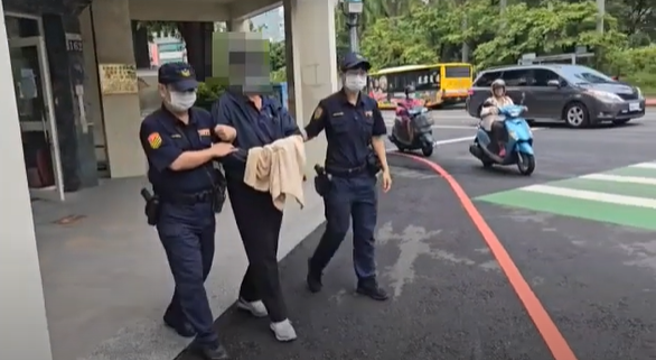 施男依过失致死罪嫌移送侦办。（图 / 翻摄画面）