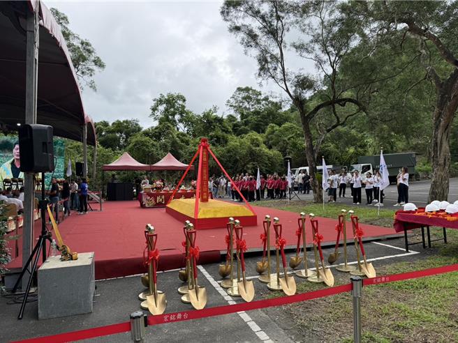 农田水利署斥资9980万元规画「中山地区扩大灌溉服务工程」，期程365天，今为开工典礼。（吴佩蓉摄）