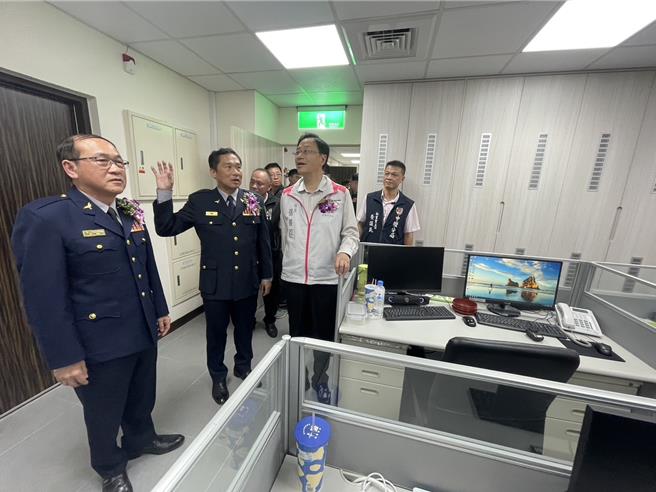 桃園市中壢警分局仁愛派出所建築老舊，因鑑定有安全疑慮進行拆除重建，歷經2年工期於26日落成啟用。(呂筱蟬攝)