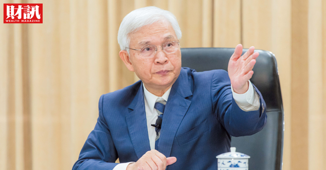 祭出史上最嚴厲的打炒房措施，楊金龍自知將面對來自社會大眾、建商、銀行甚至政治上的的龐大壓力。上任6年，在台灣房價恐陷入失控的關鍵時刻，楊金龍用實際行動走出自己的路。(圖/財訊提供)