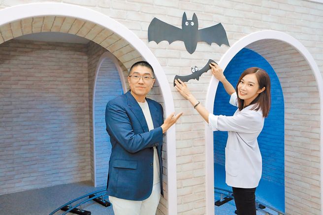 基隆市长谢国梁(左)邀小草女神杨宝桢(右)出任政策大使，外界认为对在野合作有所裨益。（示意图／资料照／基市府提供）