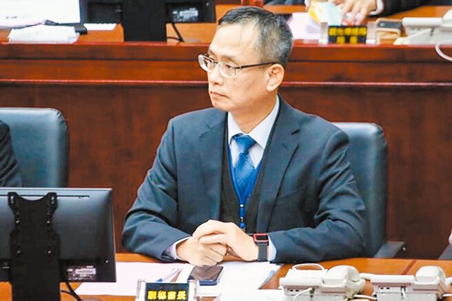 台北市政府25日宣布新人事，原市府副祕書長張溫德升任副市長，副祕書長一職由北市研考會主委俞振華出任。圖為張溫德。（本報資料照片）