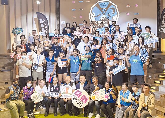 桃園市觀光旅遊局25日舉辦國際創作者交流城市行銷記者會，今年以「住宿桃園，旅行台灣的起點」為題，主打大龍門及珍珠海岸特色景點，鼓勵遊客深度體驗桃園多元的旅遊風貌。（呂筱蟬攝）