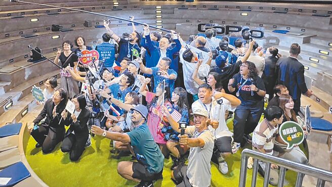 桃園市觀光旅遊局25日舉辦國際創作者交流城市行銷記者會。（呂筱蟬攝）