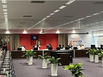 台中公車釀死傷 盧秀燕祭鐵腕：大執法無限期執行